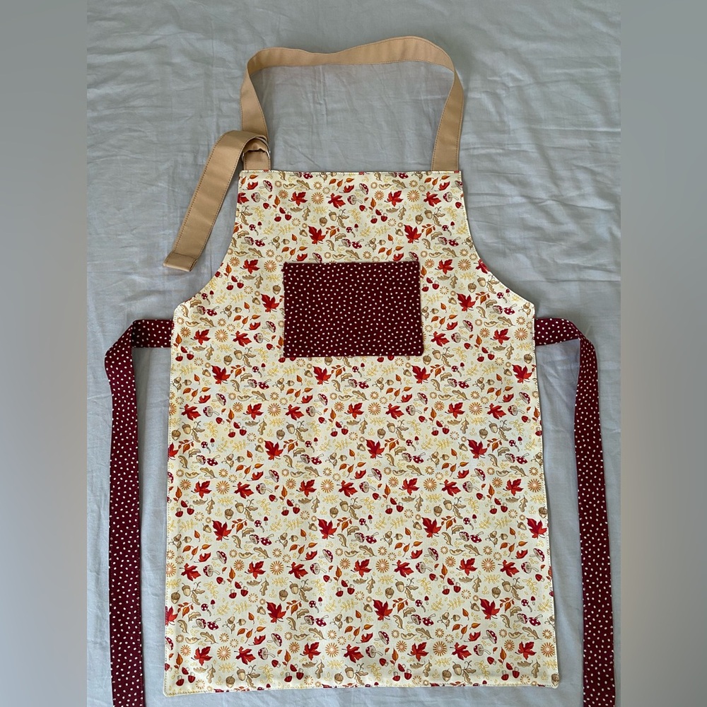 New Child Apron with Pocket - Reversible 2-Sided Custom Made Acorns & Mushrooms